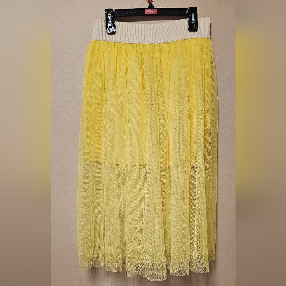 VICOLO Midi Tulle Yellow Skirt